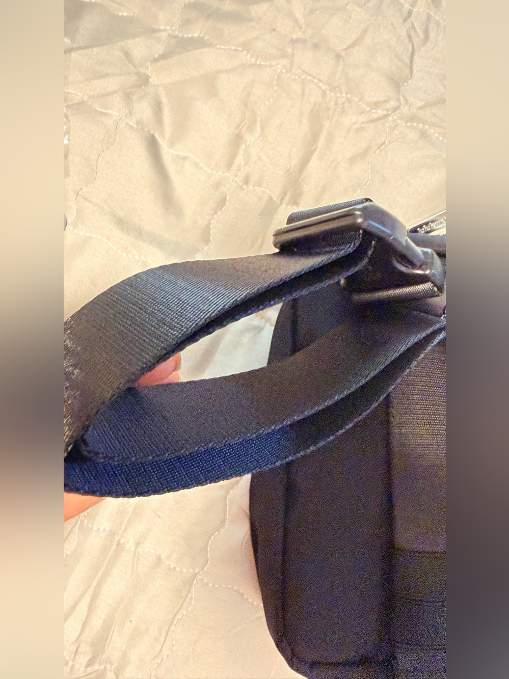 Lululemon Everywhere Belt Bag NWT - Picture 7 of 8